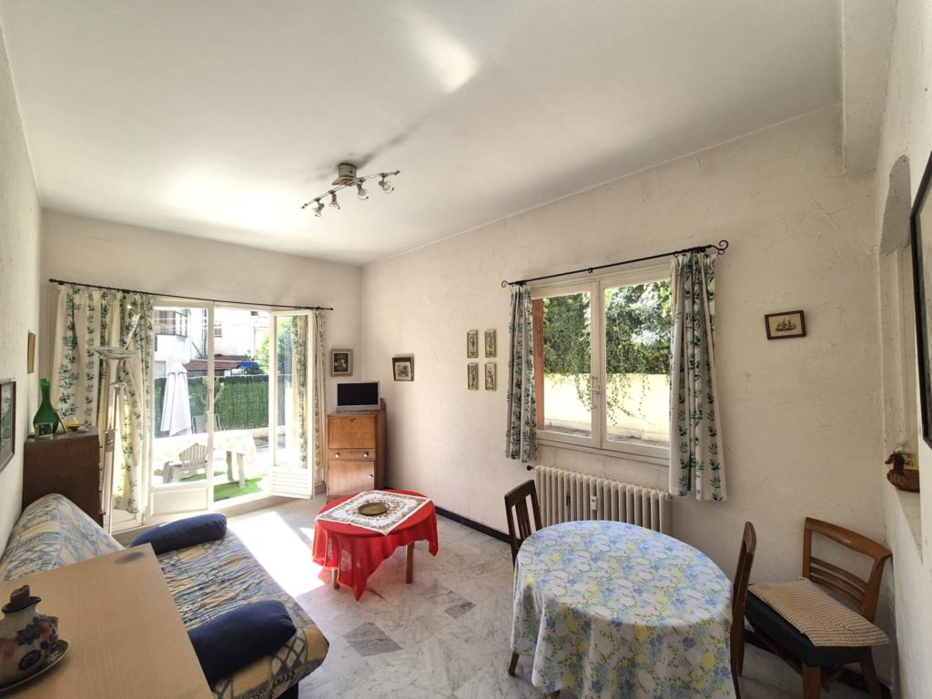 2P – RDJ – 44m² – Chambrun