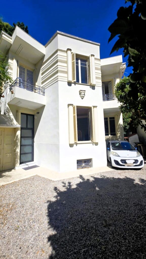 BAS CIMIEZ  /  SUBLIME MAISON INDIVIDUELLE AVEC PISCINE ET GARAGE