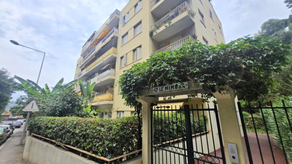 AVENUE DE LA MARNE – 3 PIECES + CAVE ET PARKING