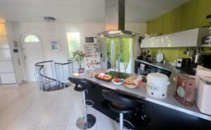 838e4ae7-c6f4-4ebc-9f53-7cc9f0124724