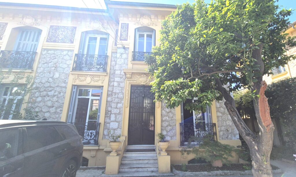 Rare – Maison de ville – Belle époque
