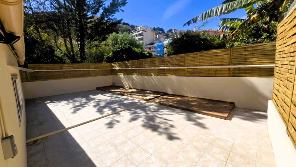 Bien atypique – Maison avec fort potentiel/rentabilité – Nice Nord (Cessole)