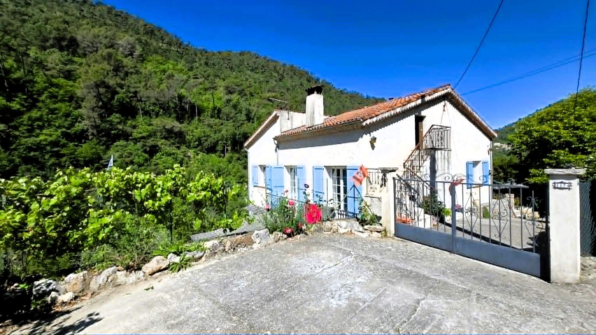 L&rsquo;ESCARENE – MAISON INDIVIDUELLE DE 210M² + COMBLES AMENAGEABLE