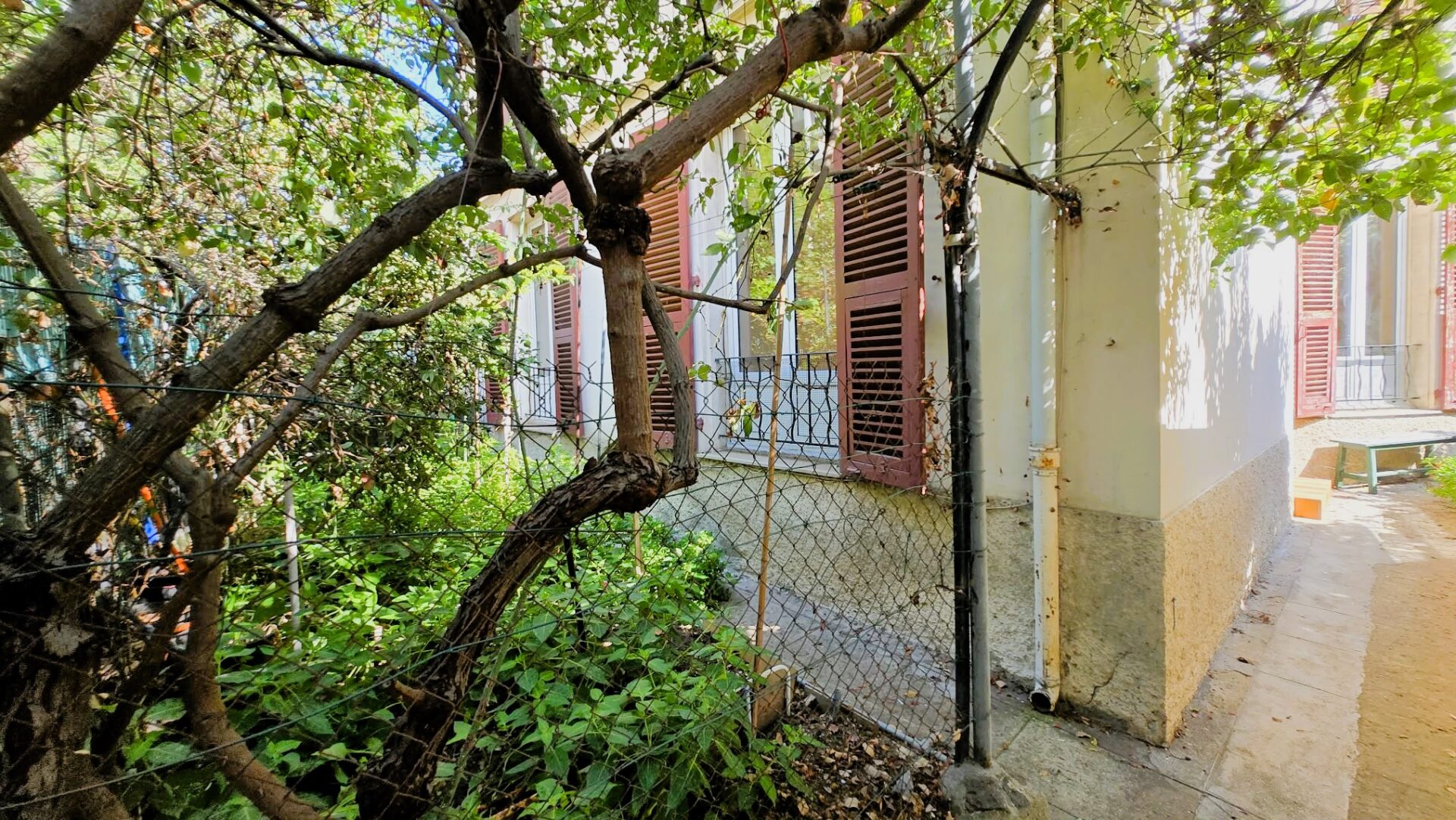 ST SYLVESTRE – BAS DE VILLA 3P AVEC JARDIN ET GARAGE + STUDIO 25m²