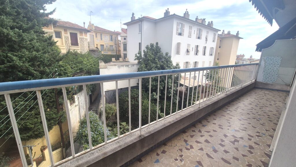 2P – 42m² – Bas Cessole – Calme 2P – 42m² – Bas Cessole – Calme