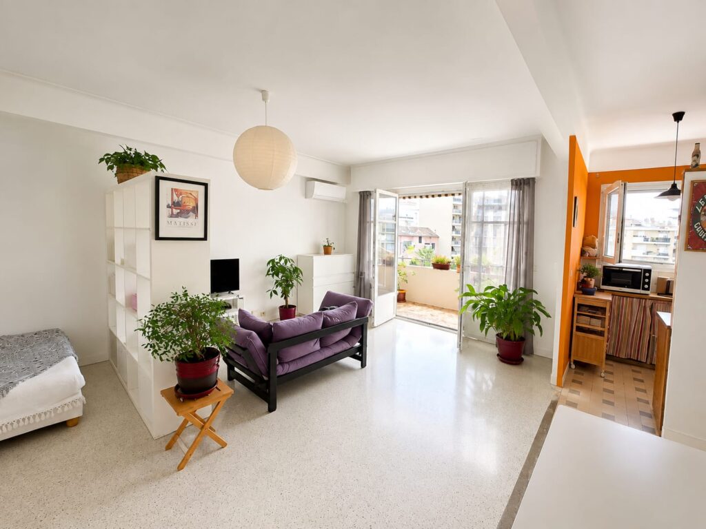 F1 / 2P – 44 m² – Terrasse – Parking F1 / 2P – 44 m² – Terrasse – Parking